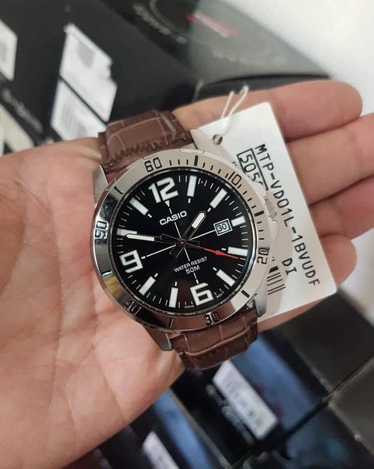 Casio Men’s Watch Leather Strap (Category: Men's Watches) located in Taytay. Submitted by michidc (Listing ID 1313676167, Image 1). Description: Leather Strap Casio mens Ganda!!!🤯🤯🤯 Perfect gift suggestion😍 Add 200 pesos for hard box 💯% Original. Brandnew. Complete with box and tag. #LegitSince2013.