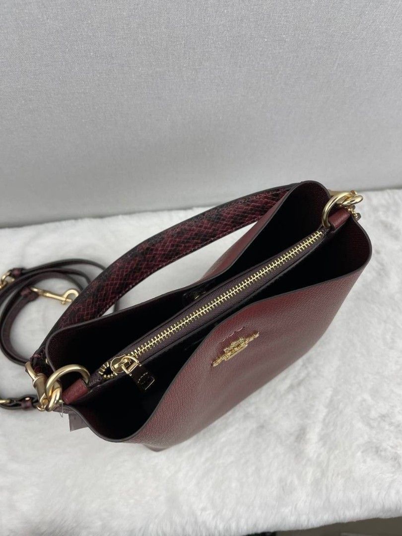 Coach Mollie Bucket 22 Wine Multi crossbody, Women display picture 1