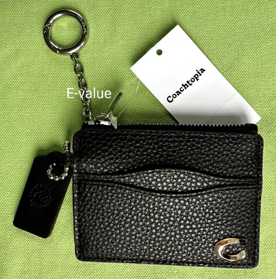 Coach Original Black Wavy Zip Card Case Coin Purse In Pebbled Coachtopia Leather With Key Ring For Women Men Come with Complete Set Suitable For