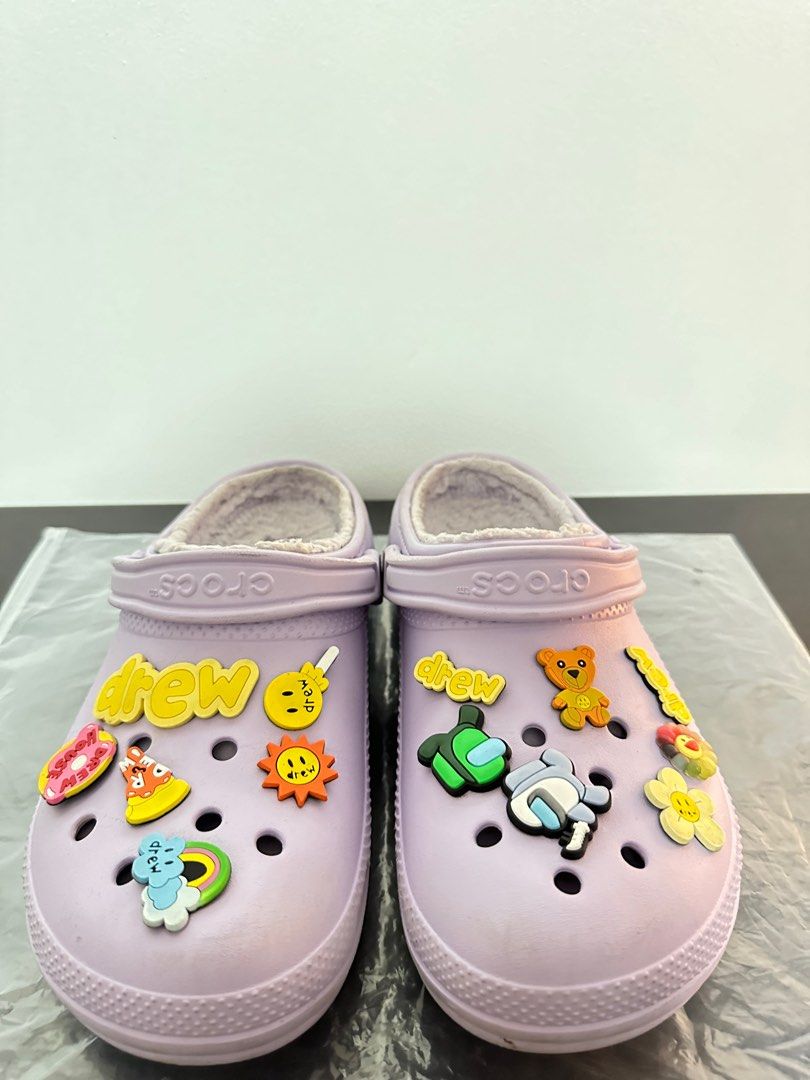 Purple crocs with fur online