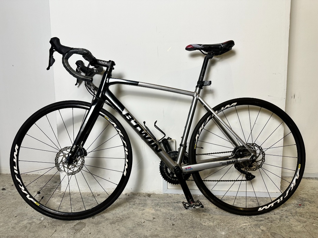 Decathlon B TWIN Ultra AF GF Road Bike with Shimano 105 Mechanical Disc Brake Size M