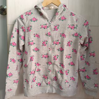 (Category: ) located in . Submitted by reloved_finds (Listing ID 1313671942, Image 1). Description: .