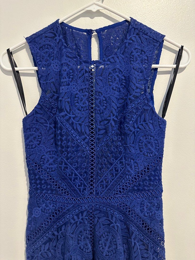 Ever New Lace Dress - Blue (Category: Dresses) located in San Juan City. Submitted by ns_dy (Listing ID 1313668829, Image 2). Description: Ever New Odette Lace Dress Color: Blue Size: AUS 4 Brand new with tag Zipper closure at the back Last photo from the internet.