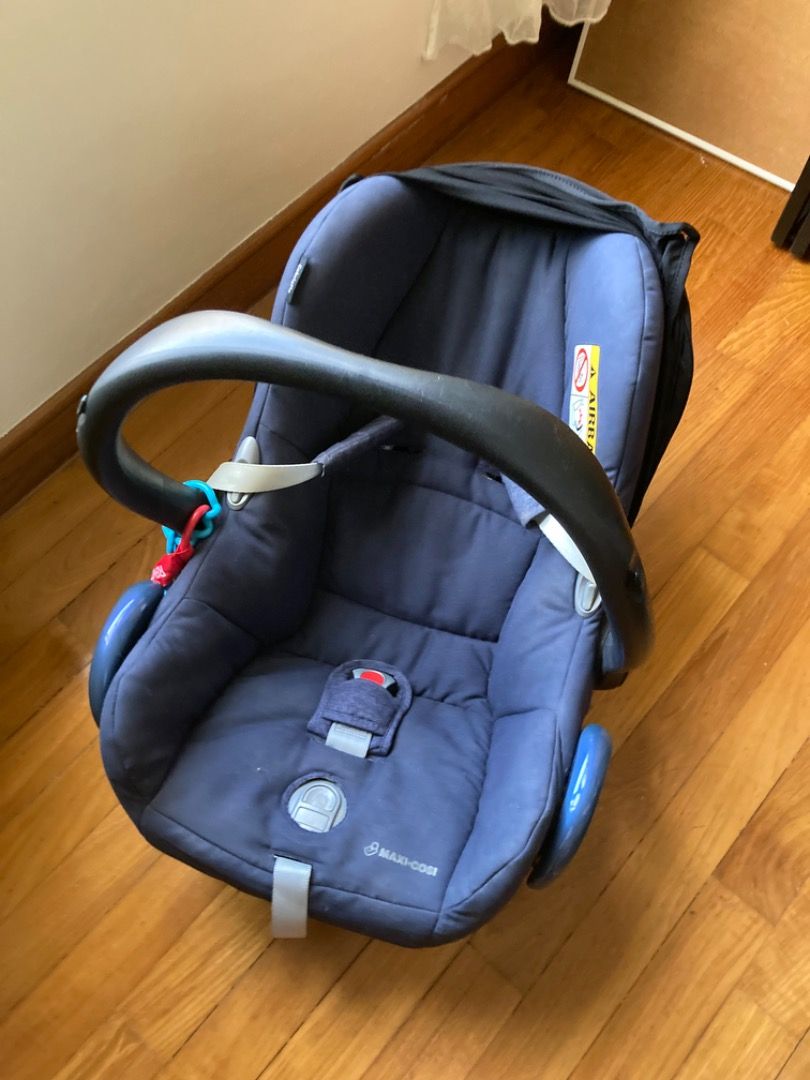 Infant car seat and free gift