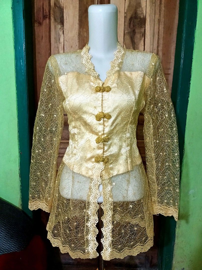 Kebaya Brokat Modern Kebaya Wisuda Kebaya Tunangan Kebaya Prewedding Kebaya Gold Kebaya Modern Kebaya Mewah Kebaya Premium Kebaya Cheongsam Fesyen Wanita Pakaian Wanita Atasan di Carousell