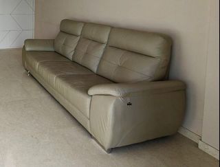 (Category: ) located in . Submitted by uverski (Listing ID 1313637677, Image 1). Description: .