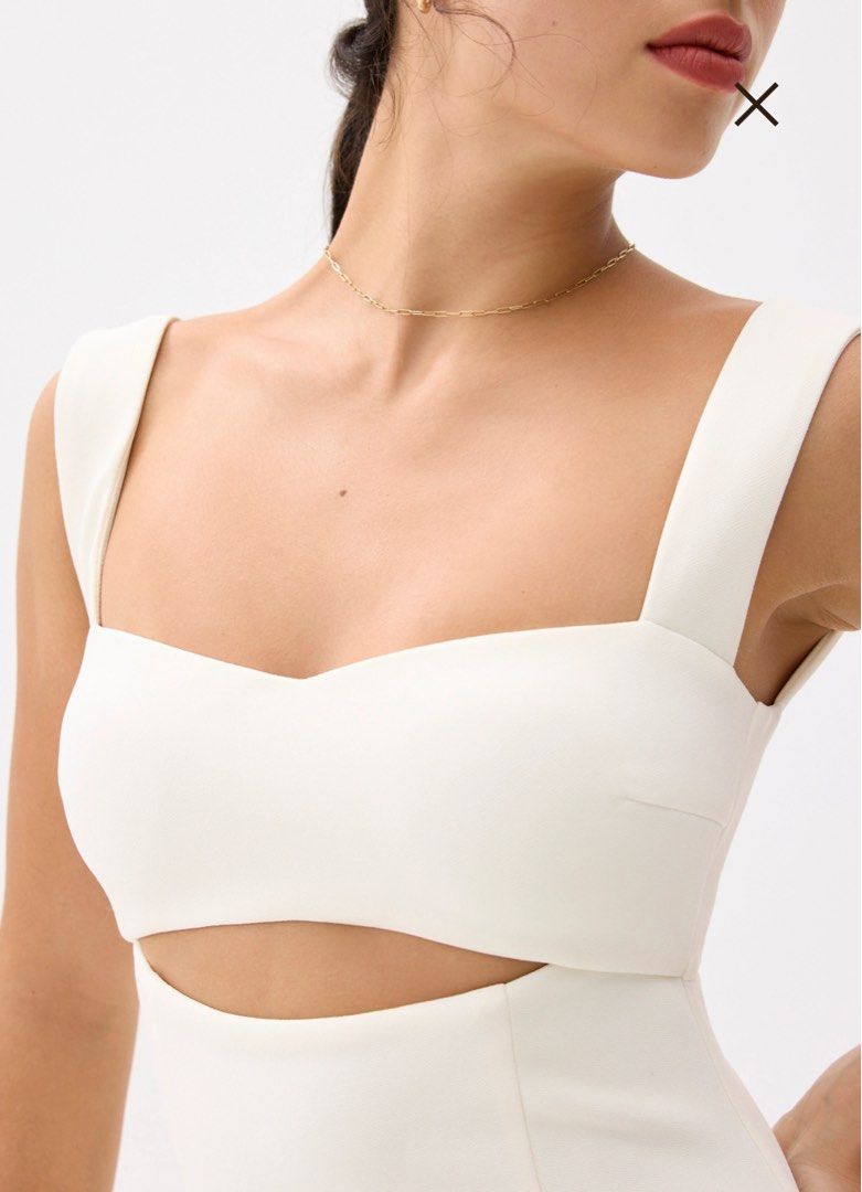 Love Bonito Signature Nicole Padded Cut Out Midi Dress, Women's Fashion,  Dresses & Sets, Dresses on Carousell