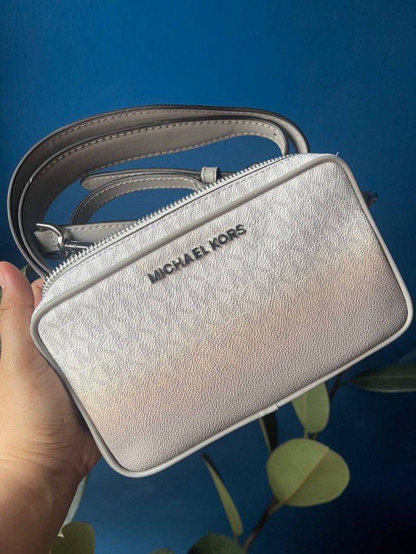 Michael kors connie crossbody store
