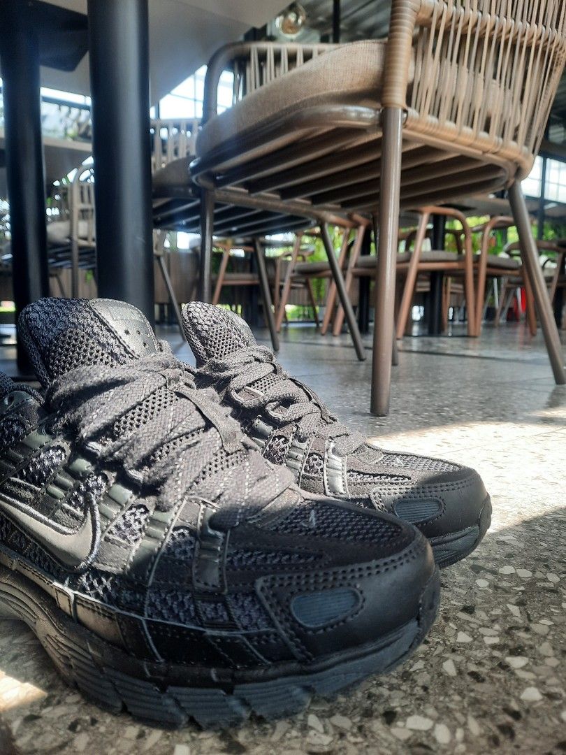 Nike p6000 triple black hot sale