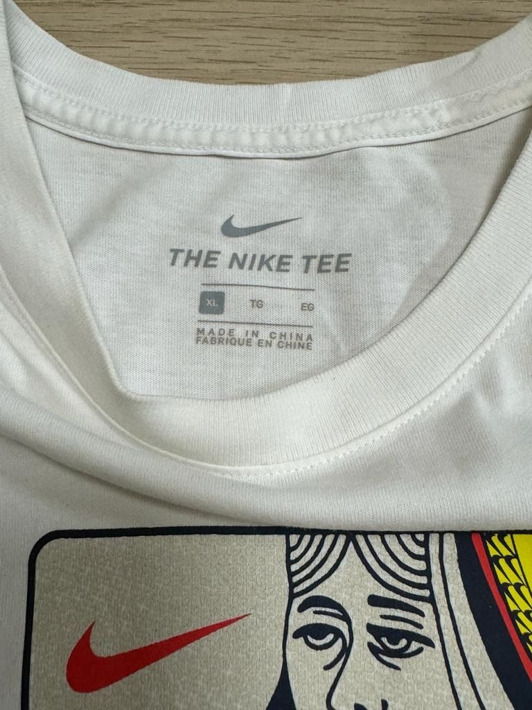 Nike SB Queen Card T Shirt White Men s Size XL Men s Fashion Tops Sets Tshirts Polo Shirts on Carousell