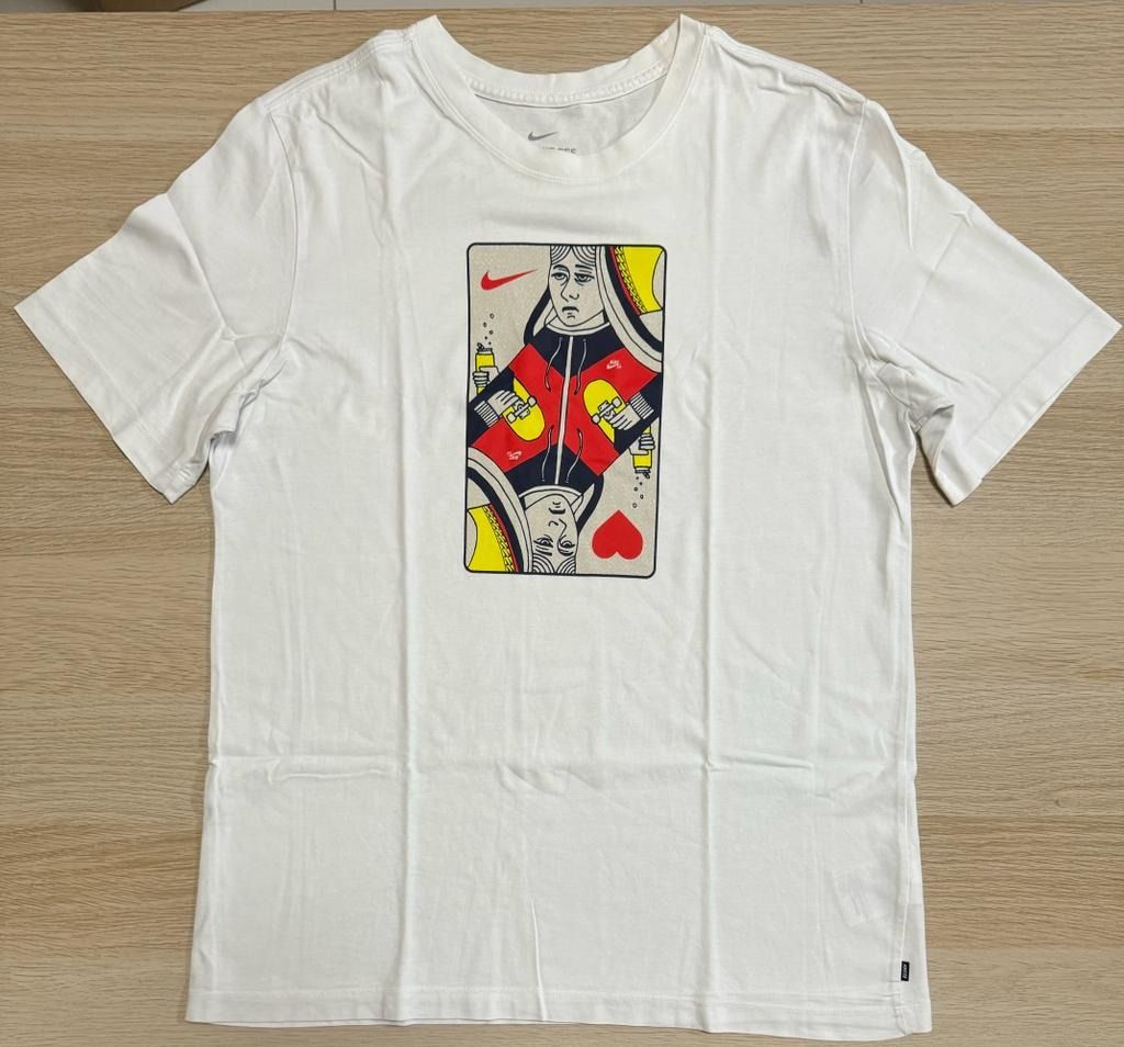 Nike sb queen card top