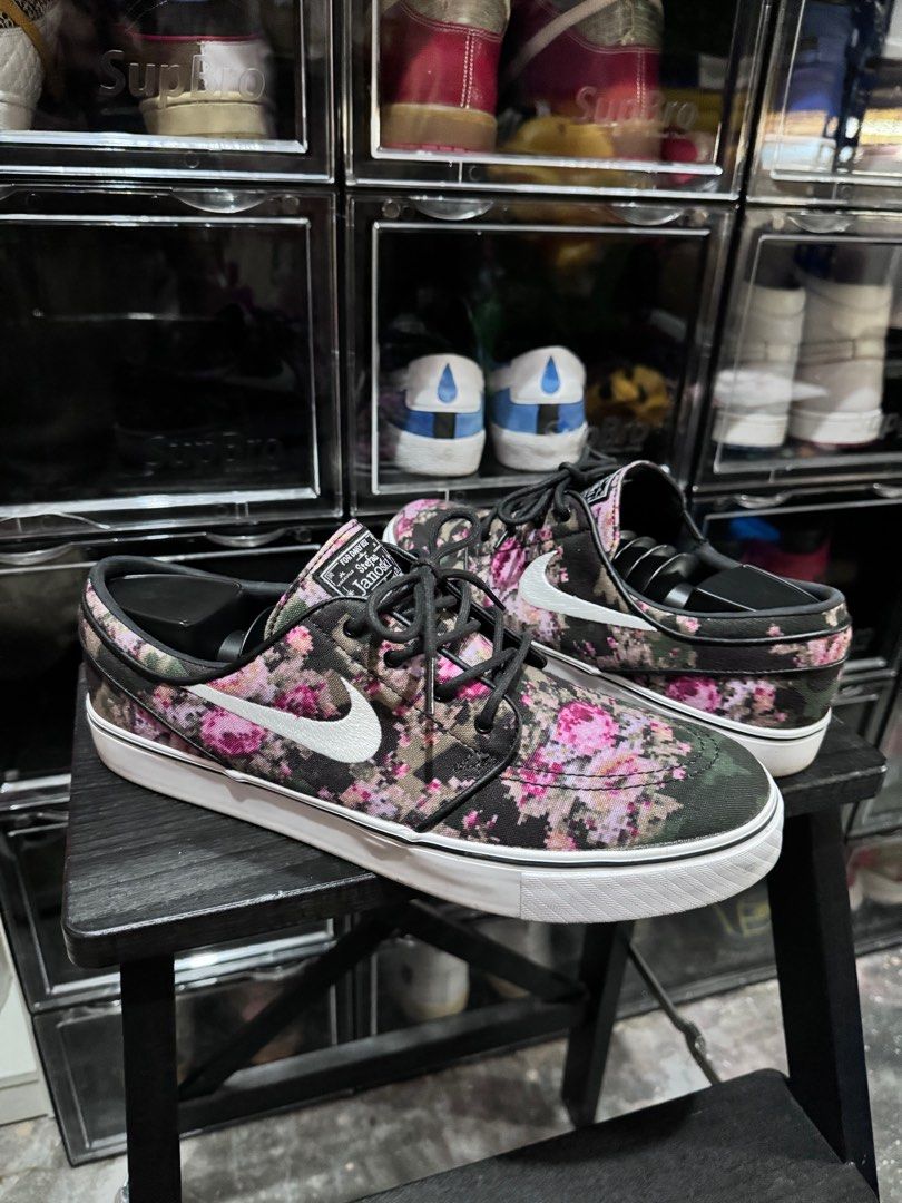Nike sb floral shoes discount