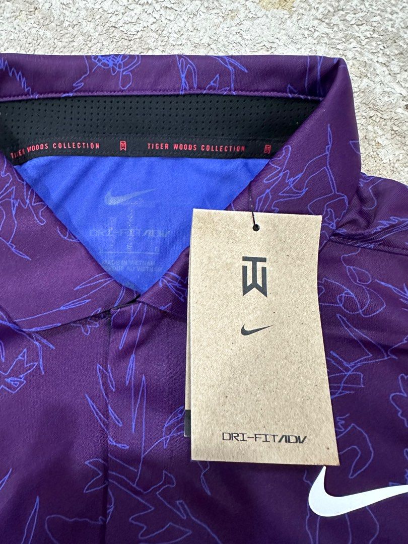 tiger woods purple nike shirt