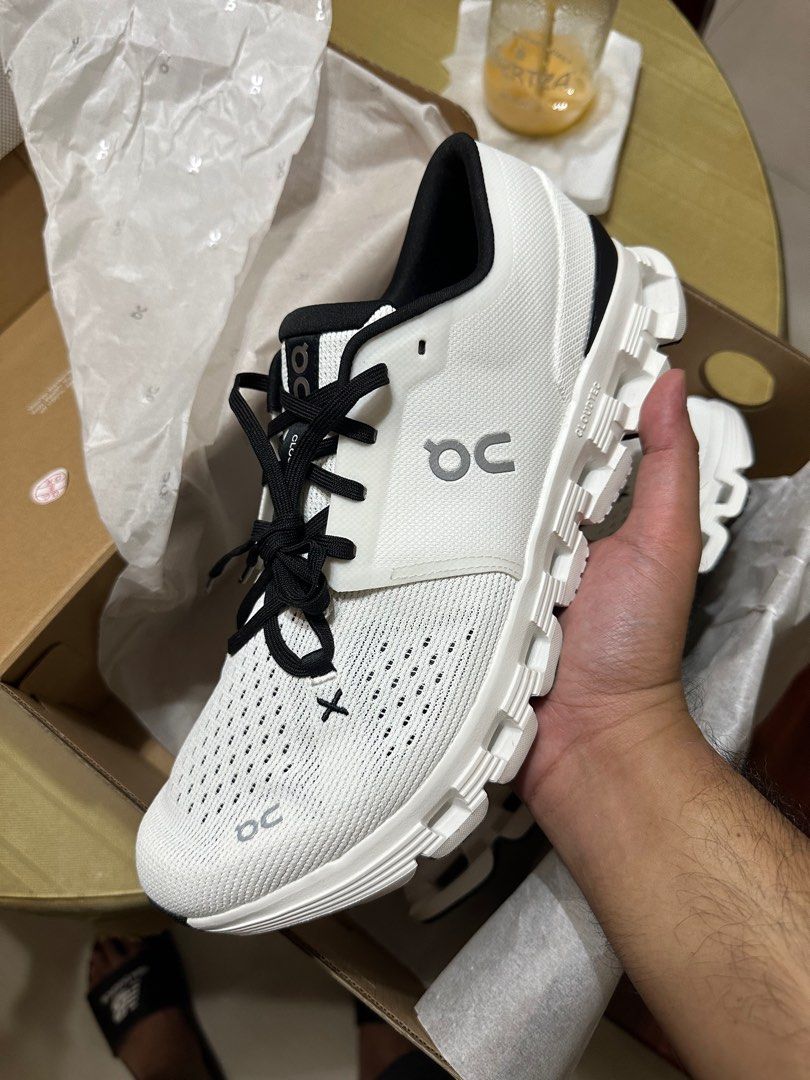 On Running Cloud X4 (Category: Sneakers) located in Las Pinas. Submitted by ronaldbalicuds (Listing ID 1313775149, Image 2). Description: For Sale / Trade On Cloud X4 Sz 11 Brandnew complete with receipt For trade to Sz 10.5 cloud X4 ( same pair ) Sz 10.5 on cloud X3 Sz 10 cloud eclipse ( orange ) Brandnew also Can do meet ups in Alabang / Makati area / cavite area will do also.