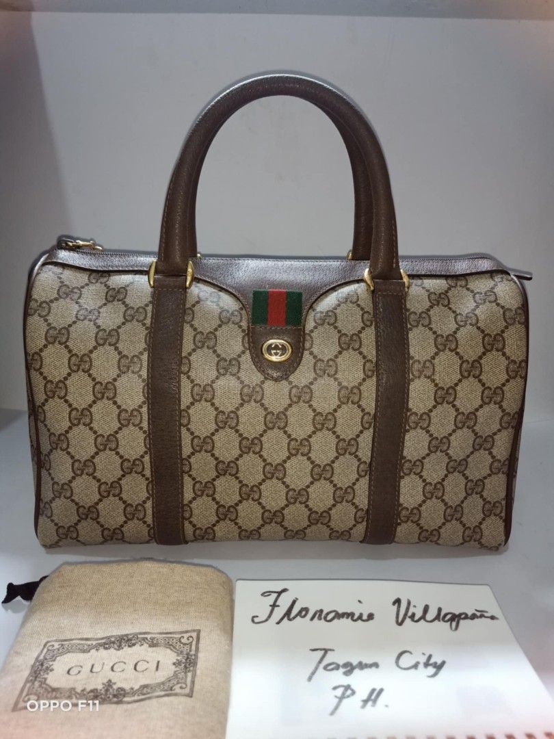 Orig .Gucci cherryline 35 (Category: Luxury Bags & Wallets) located in Tagum. Submitted by luxbagelyas (Listing ID 1313715350, Image 1). Description: no flaws sign of use only medyo powdery na ang loob super good condition pa malinis sa labas Japan item.