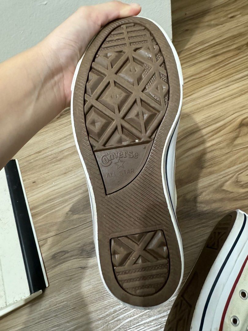 original converse high cut shoes (Category: Sneakers) located in Rizal. Submitted by esquivel.declutter (Listing ID 1313725282, Image 3). Description: bought for 3k in shoe salon original feel free to message rfs: not using anymore, stored in cabinet .