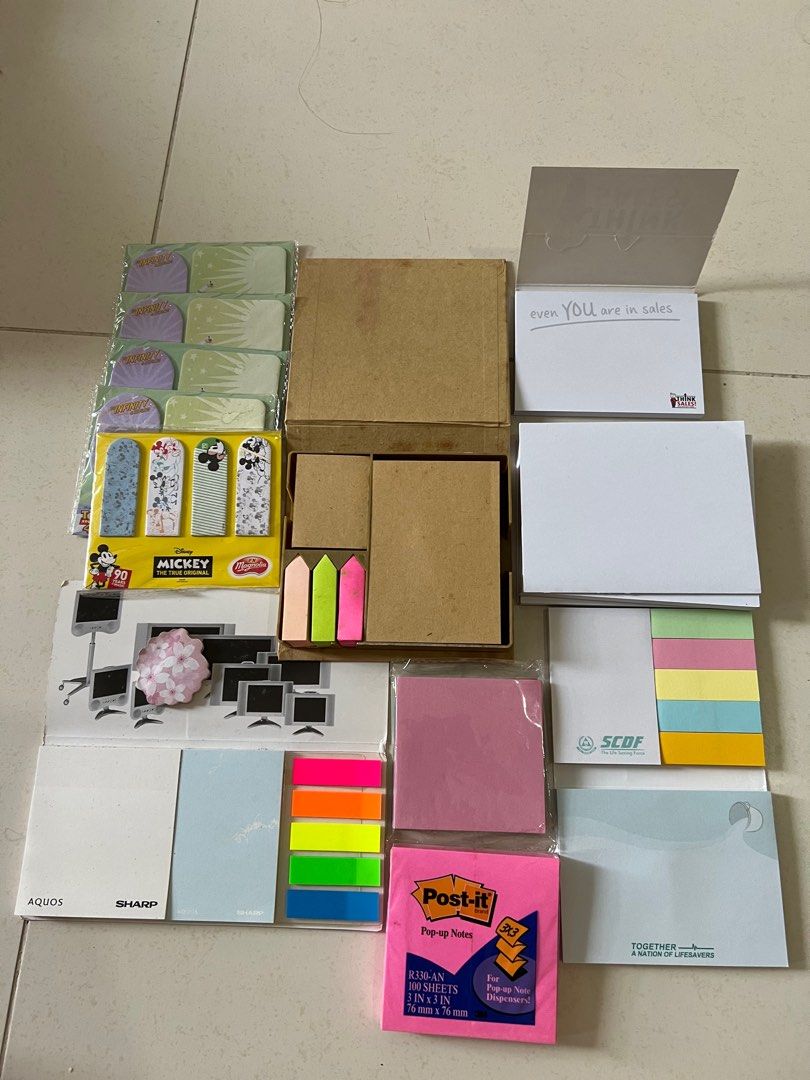 Post It Notes (Category: Stationery & School Supplies) located in Singapore. Submitted by jewel168 (Listing ID 1313687985, Image 1). Description: 5 items for $5 Brand New All item open to take pictures only Non for fussy buyer Products sold are non-refundable and non-exchangeable Self-collect at Sengkang Fernvale Bustop 67569 (BIk 432A) Or Blk 430D Fernvale Link (Happy Hawker).