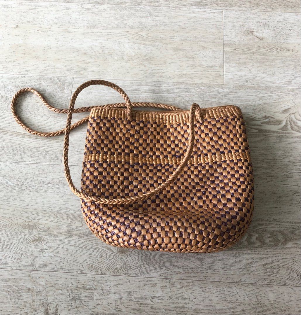 Sling bag rattan store