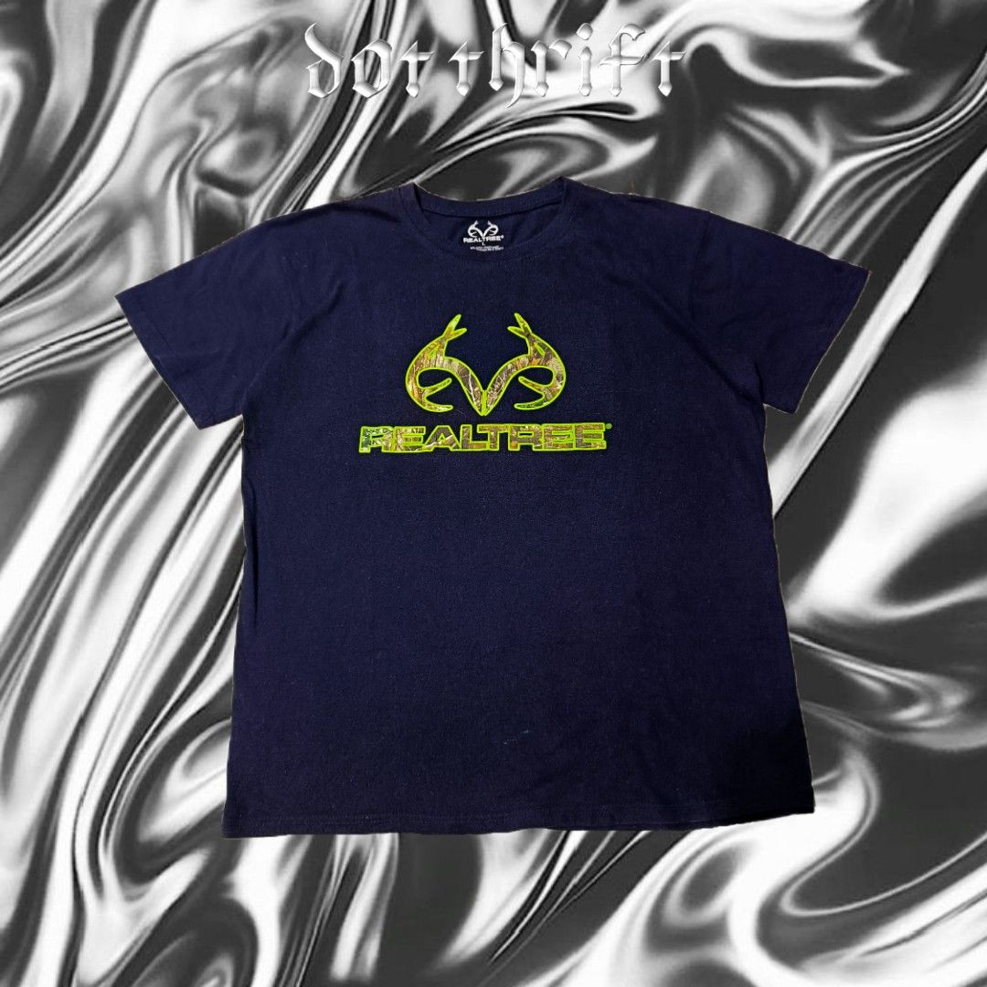 Realtree Script Tee (Category: Tshirts & Polo Shirts ) located in General Trias. Submitted by dot1thift (Listing ID 1313721635, Image 1). Description: Realtree script tee authentic/legit width: 21 length: 27 condition: 8/10 color rate: 8.5/10 issue: minimal cracked print, lints, need wash +SF 📩.