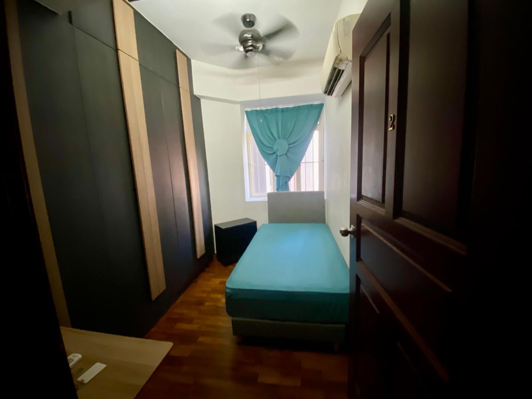 Room For Rent - LANGSTON VILLE (Central)/ Deluxe Single Room/ Fully ...