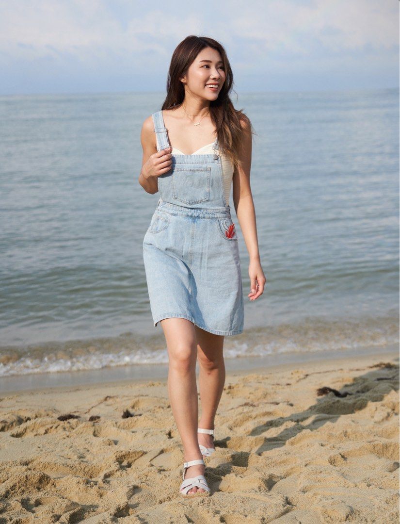 Short denim dungaree dress discount