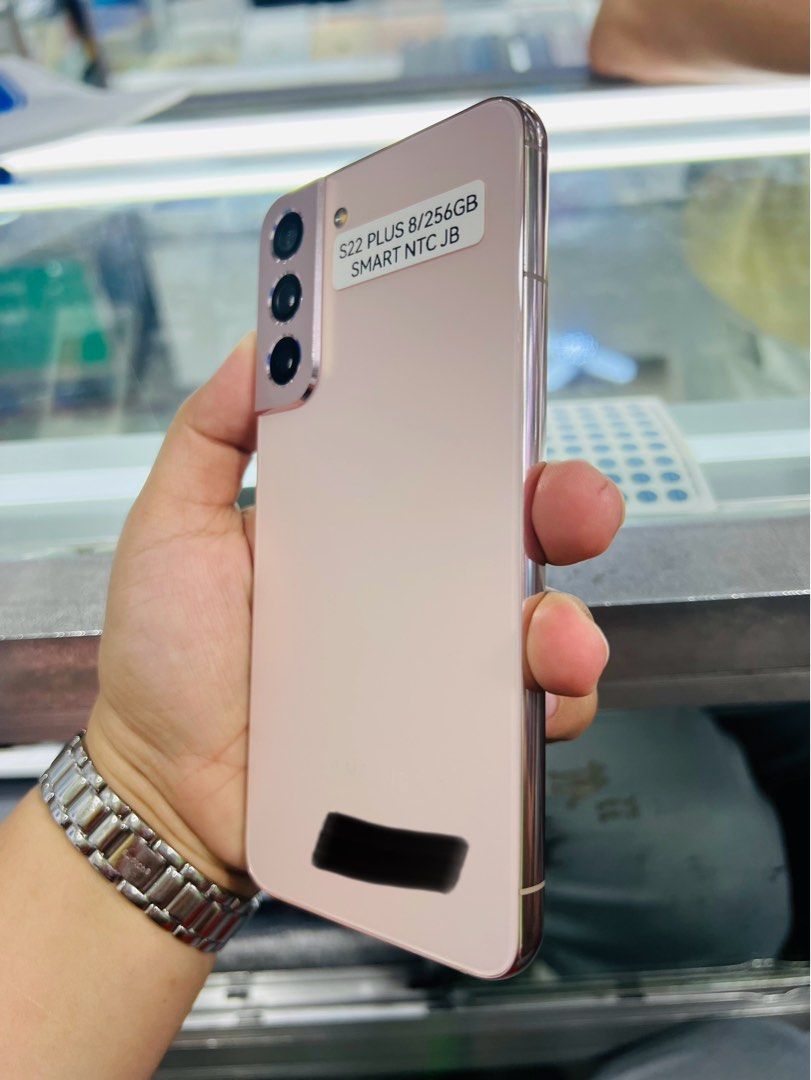 Samsung S22+ 5G 256gb Smartlocked NTC (Category: Samsung) located in San Juan City. Submitted by javedsgadgetshop (Listing ID 1313702883, Image 2). Description: OPEN FOR INSTALLMENT VIA CREDIT CARD/GGIVES/SPAY/BILLEASE & SWAP/TRADE-IN! WE BUY AND SELL ( ANYKINDS OF UNIT BINIBILI PO NAMIN)! PTPA : Padelete po f bawal Quick Specs : Samsung S22+ •256gb •NTC Variant •Good batt health •Smartlocked •95% Smoothness •No hidden issue | No Repaired •100% A