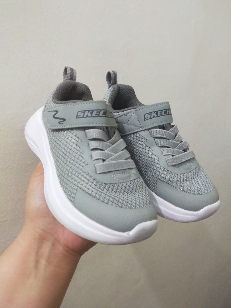 Skechers (Category: Babies & Kids Fashion) located in Manila. Submitted by lyn41321 (Listing ID 1313759289, Image 3). Description: 17cm mukhang bago.