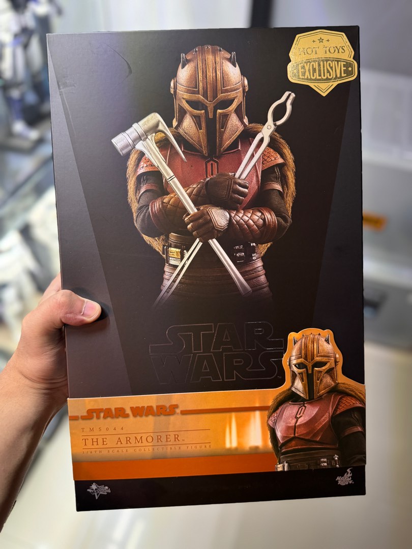 Figurine Hot Toys The Armorer TMS044 – Star Wars The Mandalorian, échelle 1/6, Neuve Sous Scellé