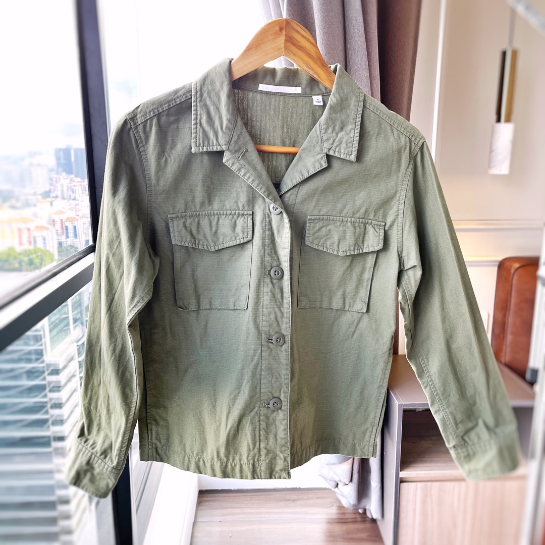 Uniqlo Army Green Jacket Women s Fashion Coats Jackets and Outerwear on Carousell