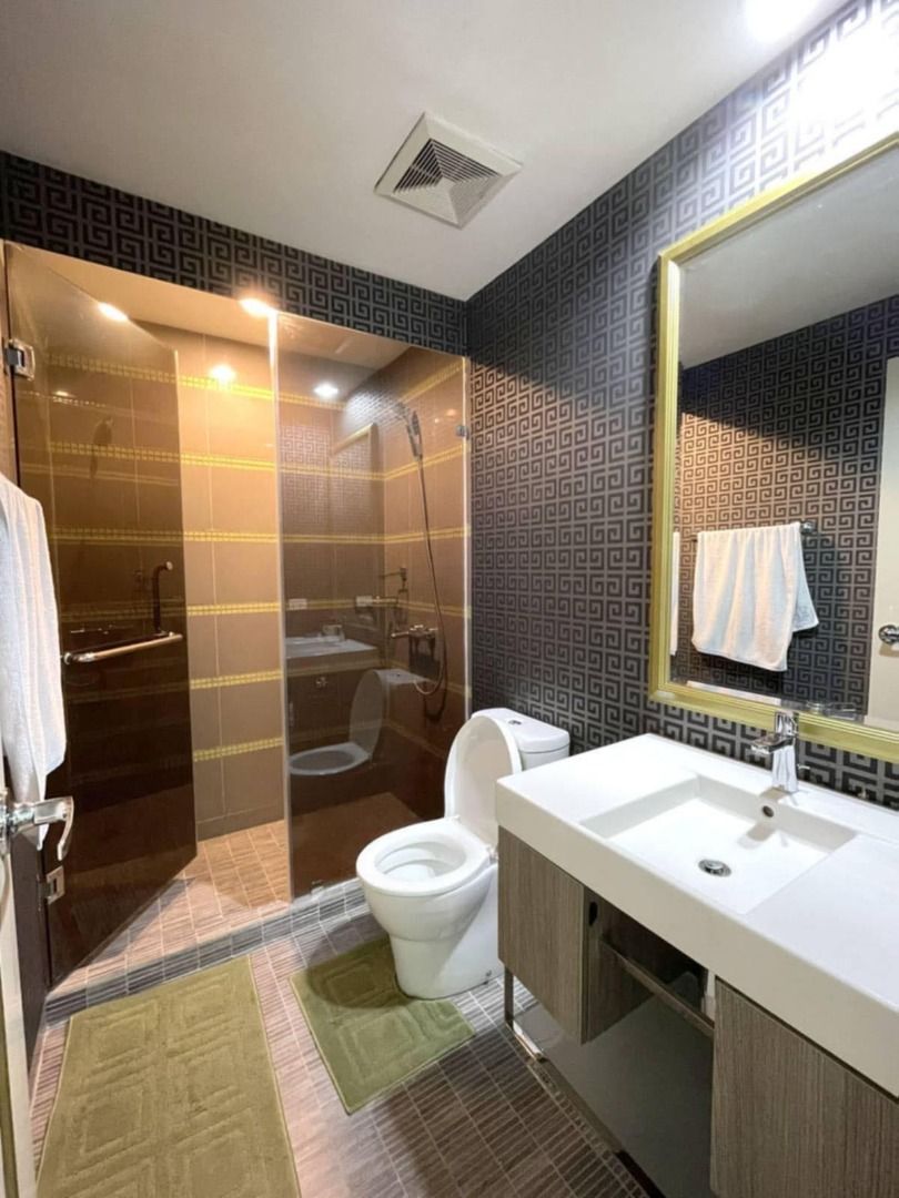 2BR UNIT FOR SALE IN EDADES TOWER (Category: Apartments & Condos) located in Manila. Submitted by shannazane_09065747998 (Listing ID 1313842378, Image 2). Description: EDADES TOWER 2BR FOR SALE - 2BR UNIT - LOW FLOOR - 1 PARKING SLOT - 103 SQM PRICE: 36,000,000 STILL NEGOTIABLE!!! Please message me: 𝗠𝗮𝗿𝗶𝗰𝗮𝗿 𝗡𝗮𝘁𝗶𝘃𝗶𝗱𝗮𝗱 +639686402370 Under PRC REBL No.15842 Shanna Zane Delos Santos Certified Real Estate Broker 𝐑𝐌𝐒 𝐏𝐫𝐨𝐩𝐞𝐫𝐭𝐢