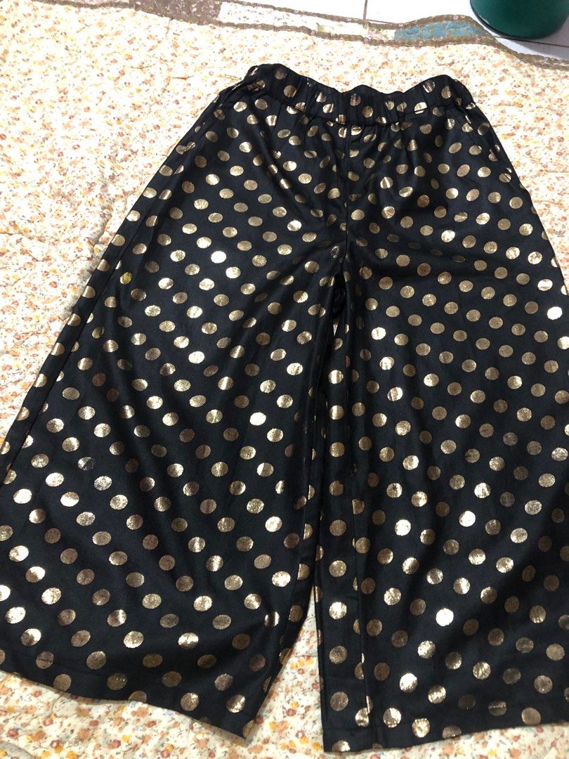 blk. with gold polkadot square pants (Category: Babies & Kids Fashion) located in Binan City. Submitted by sab75 (Listing ID 1313907889, Image 2). Description: preloved from dubai.