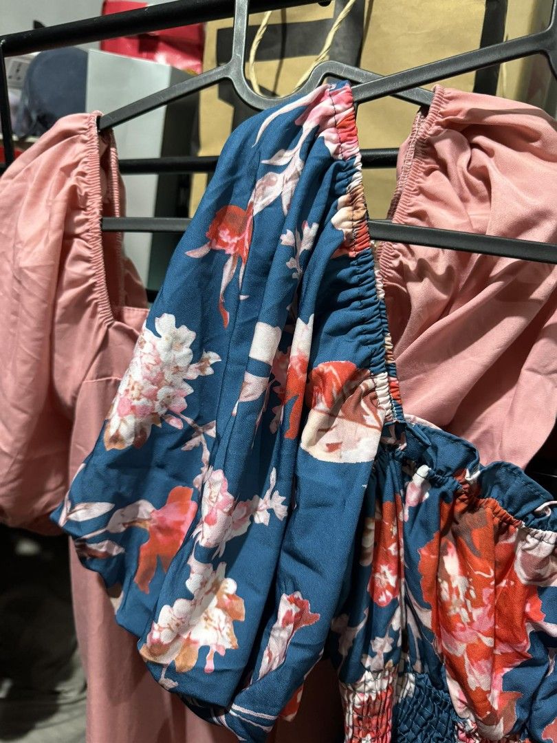 2 bangkok Dress (Category: Dresses) located in Pasig City. Submitted by itsrubyred (Listing ID 1313825149, Image 1). Description: 📌 rfs : declutter ( hindi pa nagamit) 📌 with FREE DRESS !!! 📌 delivery via lalamove.