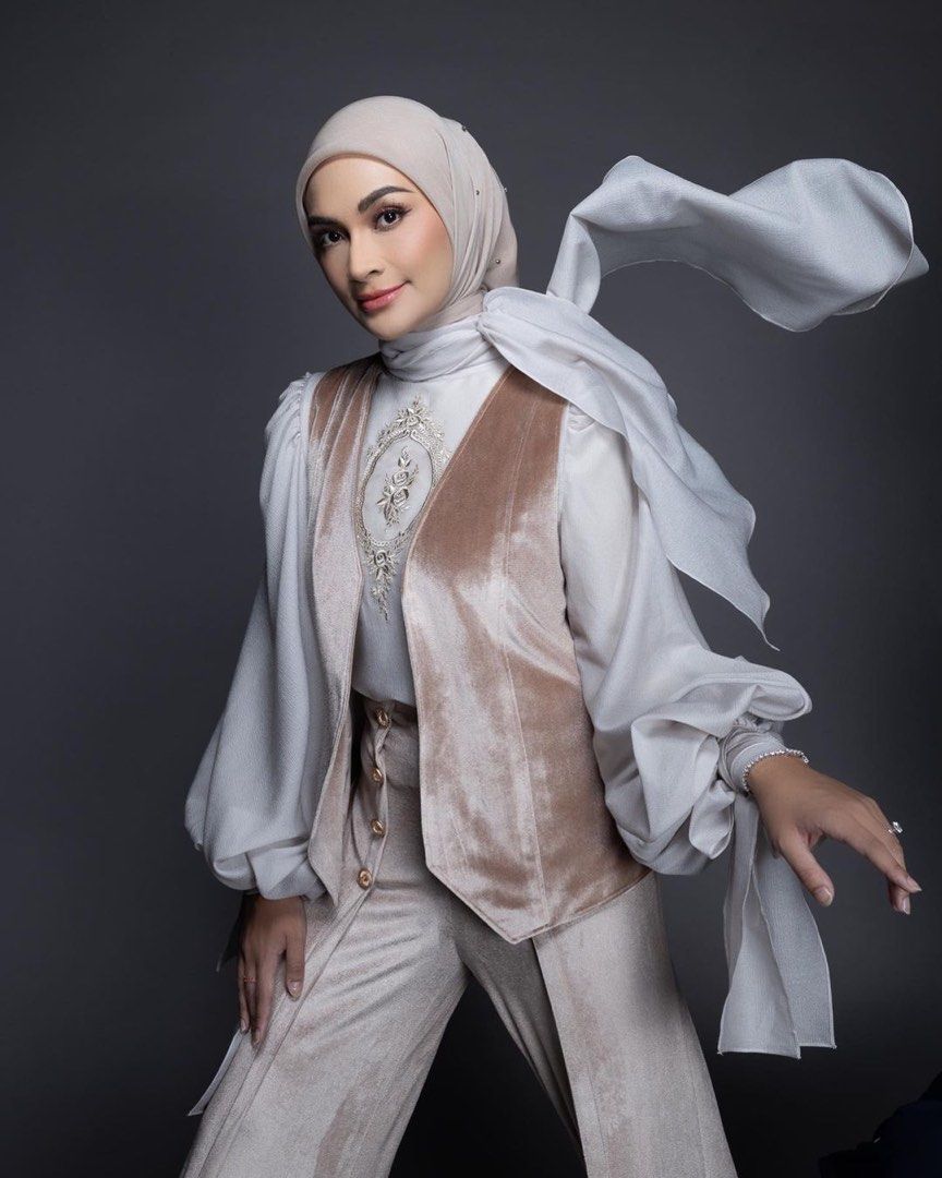 Pastki yubkalar va külotlarning foto galereyasi