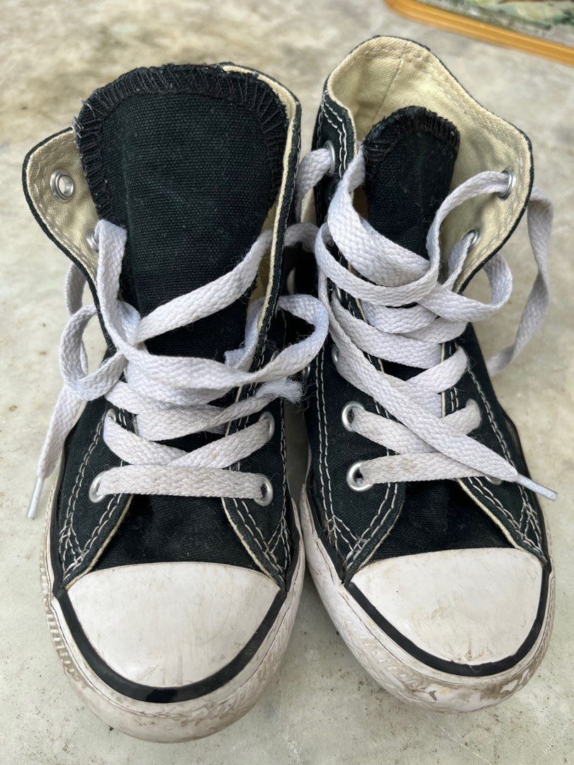Converse Chuck Taylor for Kids US 13C (Category: Babies & Kids Fashion) located in Bacolod City. Submitted by trecool_ian (Listing ID 1313799083, Image 2). Description: Bought Brandnew - used few times.