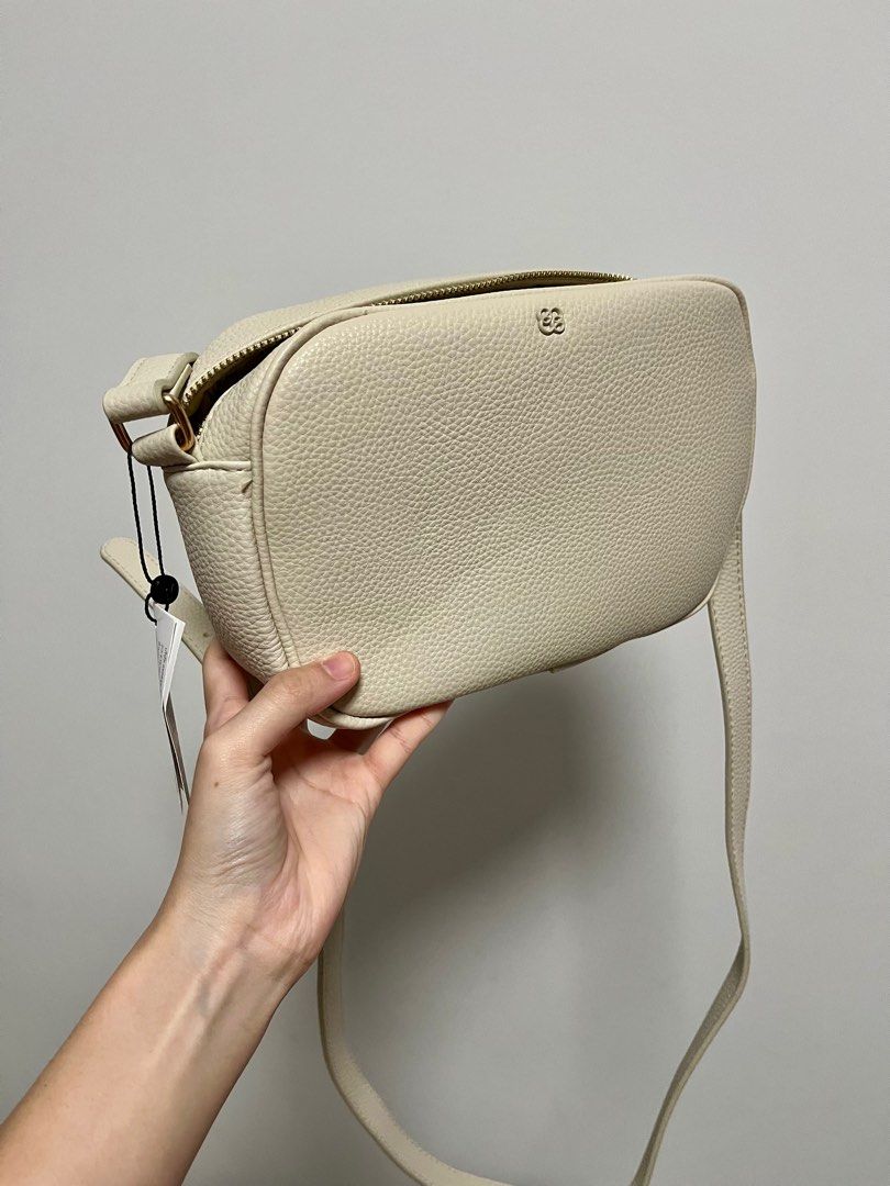 BRAND NEW Cotton On Rylie Cross Body Bag White Beige Ecru Sling Bag Women s Fashion Handbag