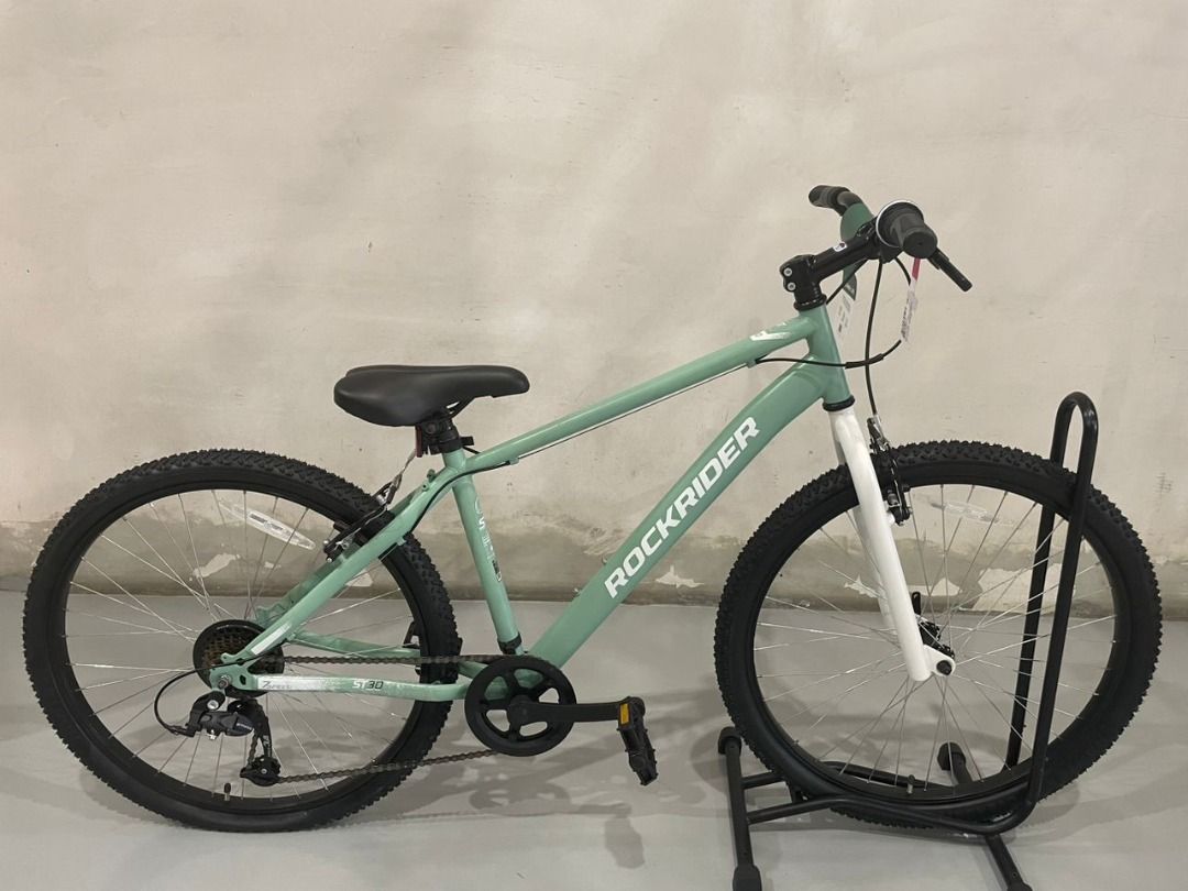 Decathlon Secondlife Refurbished Like New Mountain Bike ST30 26 inch 7 speed Green White