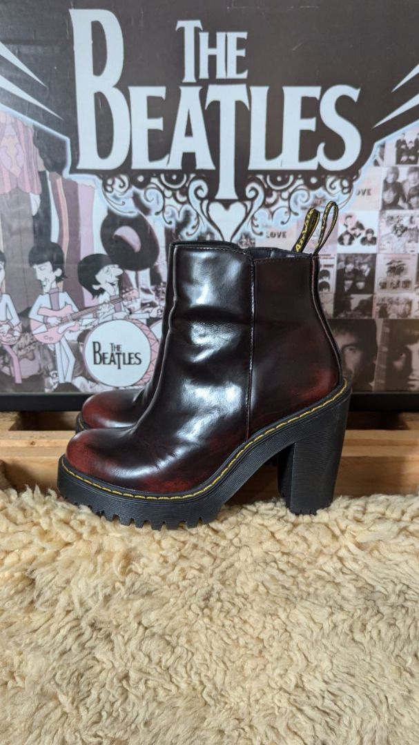 DR MARTENS MAGDALENA ARCADIA HEELED CHELSEA cherry red