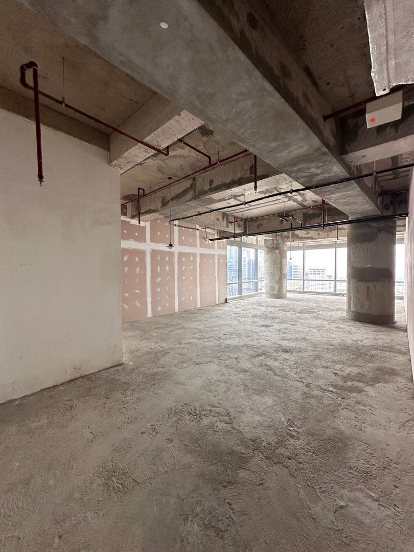 For Rent: 89.44sqm@PSE Tower, BGC (Category: Commercial) located in Makati City. Submitted by donangelob (Listing ID 1313877291, Image 2). Description: Please read.. *NO BROKERS / NO SALES AGENTS* *DIRECT TENANTS ONLY* For Lease: 22nd floor 5th Avenue corner 28th Street, Bonifacio Global City, Taguig City FA: 89.44 sqm CUSA: Php 249 / per sqm AC charges: Php 240 / per sqm Per Sqm: Php 1,300 / per month Car Park: Php 8,000 / per slot Subject to VA