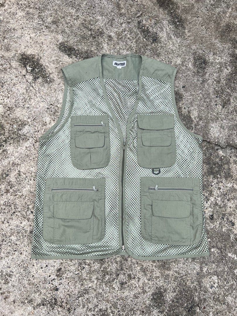 HUNTER UTILITY MESH VEST (Category: Vests) located in Baguio. Submitted by hiswardr0be (Listing ID 1313920197, Image 1). Description: HUNTER UTILITY MESH VEST XLARGE(23x27) EXCELLENT CONDITION 680.
