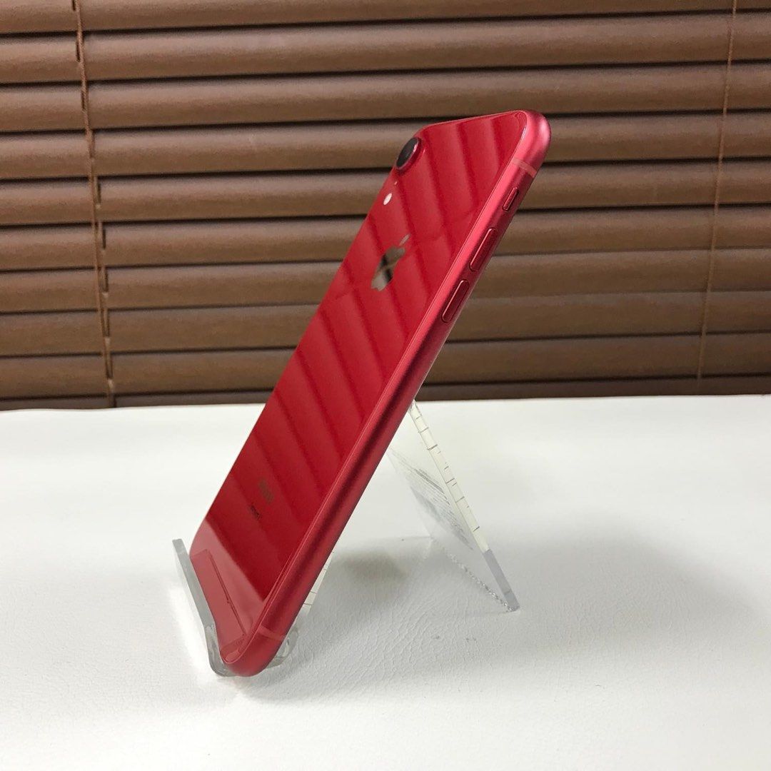 iPhone XR 128gb (Category: iPhone X Series) located in Manila. Submitted by TekiCashGadgetsph (Listing ID 1313815156, Image 2). Description: (FU) Open-line, any sim working (worldwide) - Guaranteed original iPhone not fake/copy accessories with box Secondhand Good as new not abused! Presentable •Original Lcd • no issue hidden issues • clean apple id / iCloud id • Good batthealth • Good cam front/back • Good Performance • Working face id • Good us