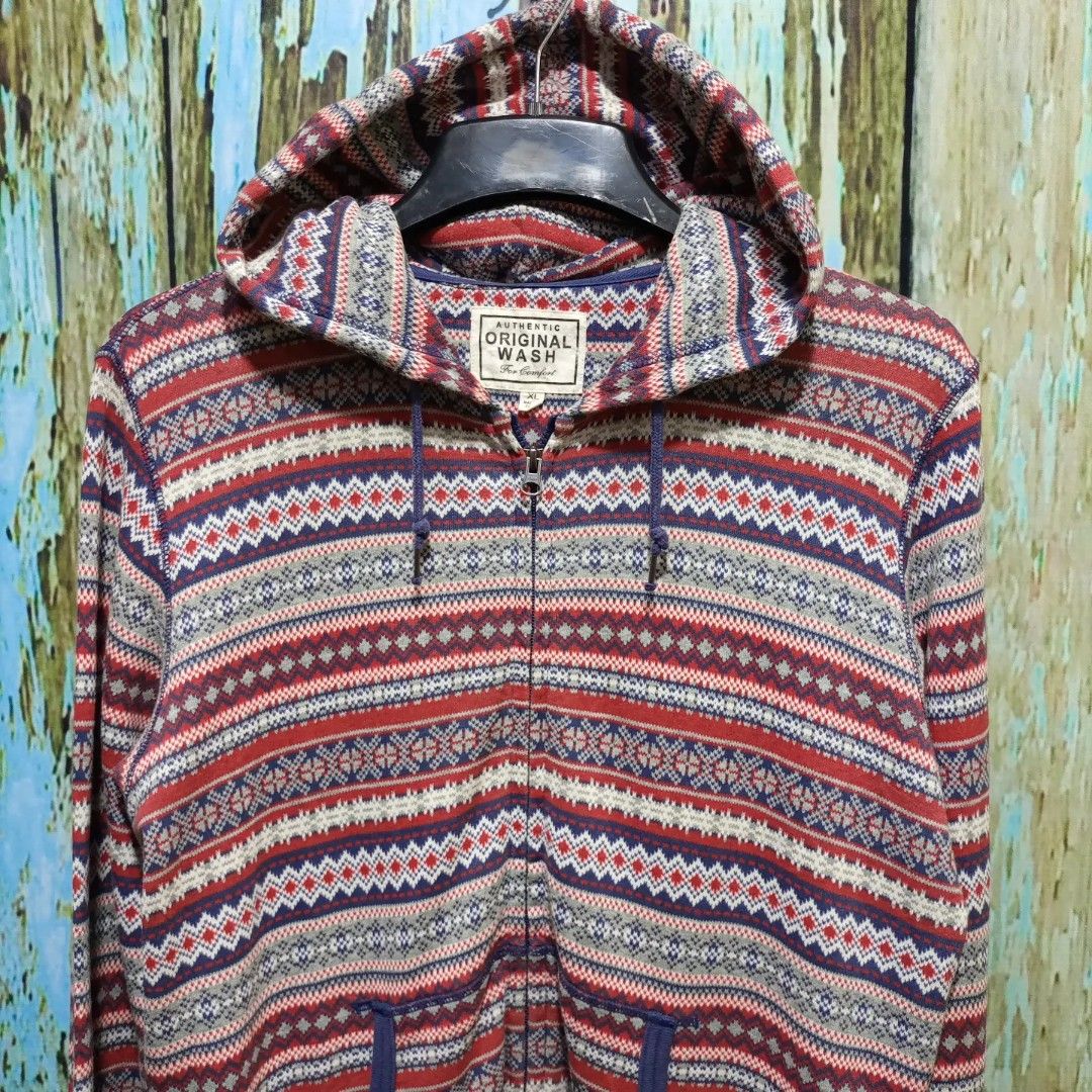 Jaket Zipper Hoodie UNIQLO NAVAJO size XL P 73cm L 59cm murah bagus Fesyen Pria Pakaian Baju Luaran di Carousell