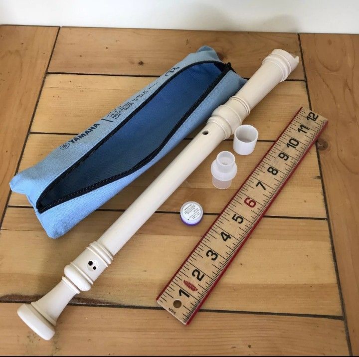Japan Yamaha Flute (Category: Musical Instruments) located in Imelda. Submitted by japansurpluscollection (Listing ID 1313949120, Image 2). Description: Japan flute.