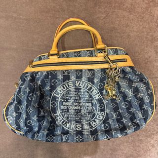 (Category: ) located in . Submitted by bag2goo (Listing ID 1313843470, Image 1). Description: .
