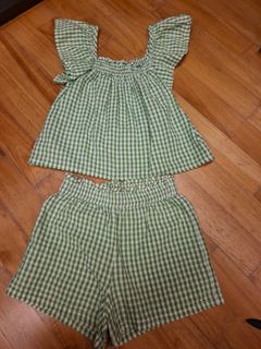 (Category: ) located in . Submitted by luxindulgence (Listing ID 1313894787, Image 1). Description: .
