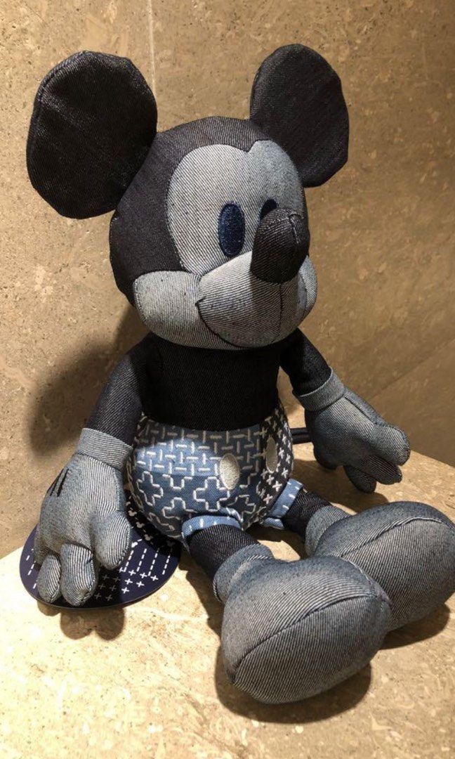 Mickey Mouse （分類：動漫角色周邊）位於 Hong Kong。 由 mmmow 提交（商品編號 1313928708，圖片 1）。簡介： 。