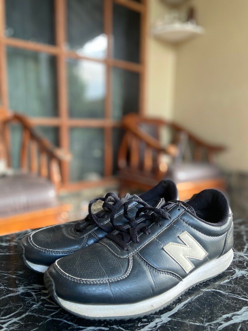 New Balance Homme 220