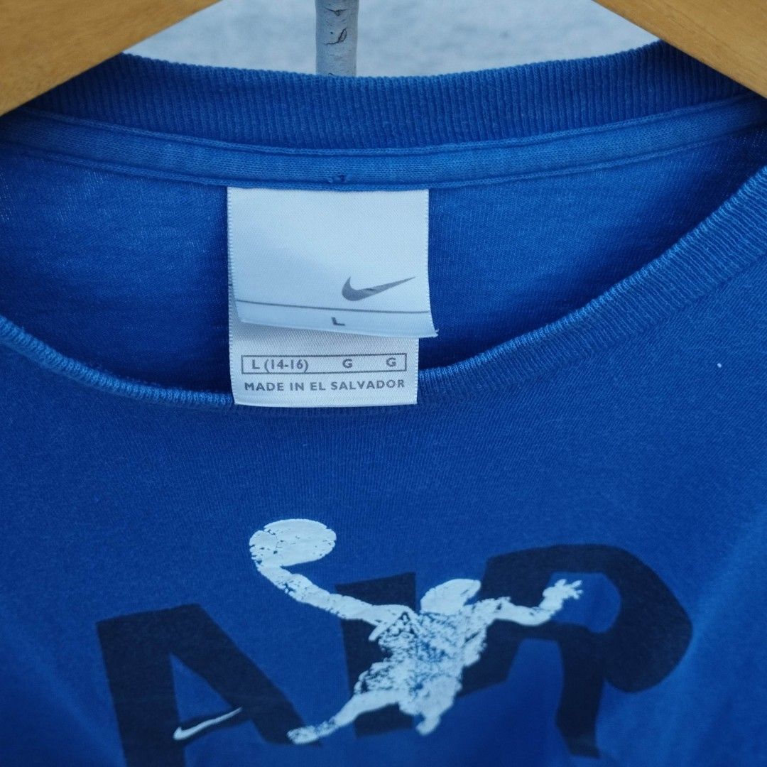 Nike air Rise Above, Fesyen Pria, Pakaian , Atasan di Carousell