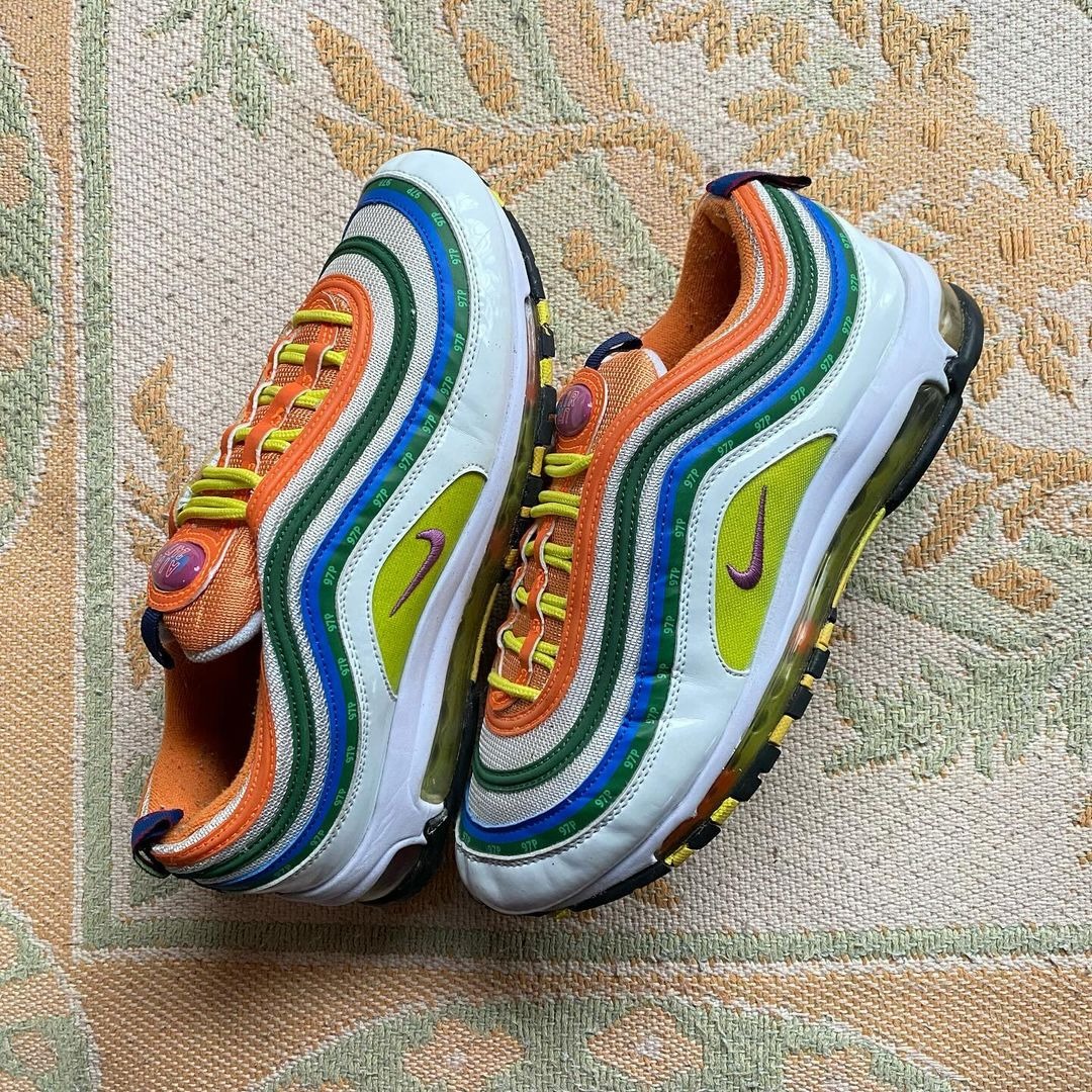 Nike summer of love online