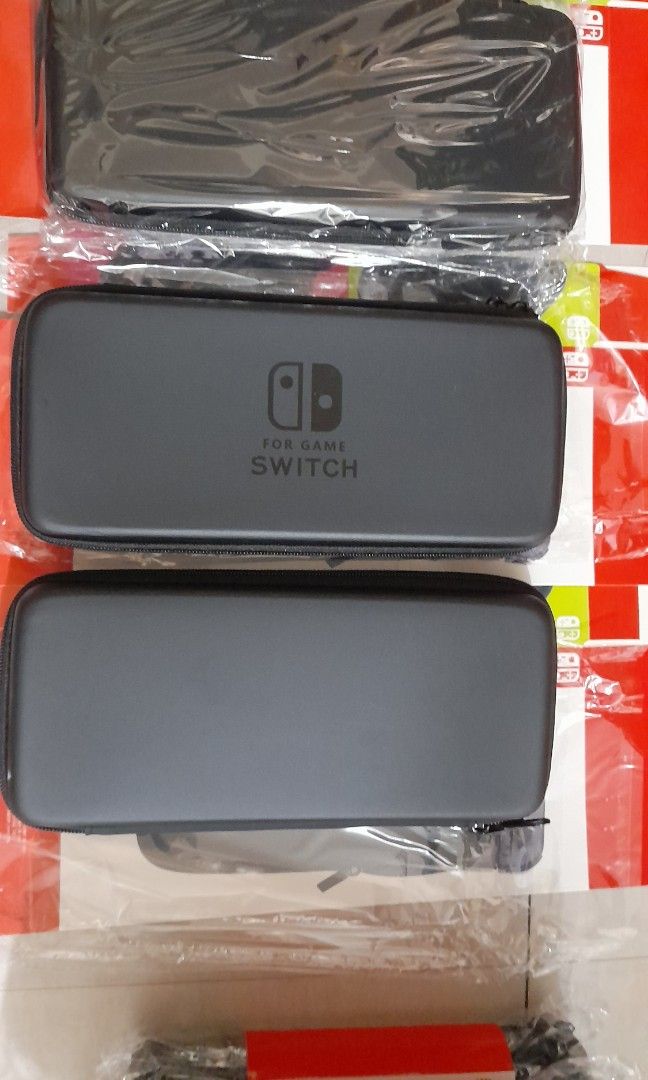OLED NINTENDO SWITCH HARD POUCH (Category: Cases & Covers) located in Quezon City. Submitted by hajjasittienor (Listing ID 1313924878, Image 1). Description: BRAND NEW. OLED CRYSTAL CASE.300 OLED THUM GRIP.100 OLED TEMPERD GLASS.250 ORIG CHARGER.900 ......PWEDE COD ......PWEDE PICK UP AVIDA TOWER NEW MANILA COL BONNY SERRANO AVE QUEZON CITY.