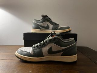 (Category: ) located in . Submitted by sneakerduke (Listing ID 1313855091, Image 1). Description: .